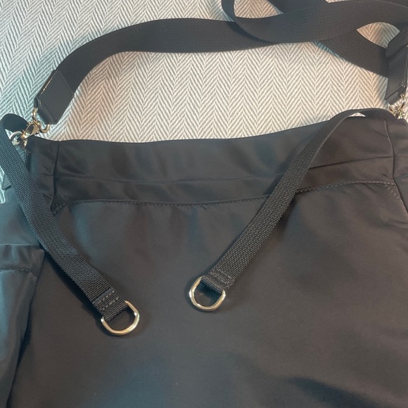 KATE SPADE Black NYLON TOTE /Baby Bag 18” X 14 1/2” X 4” Crossbody Many Pockets - Picture 13 of 16